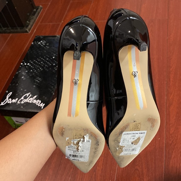 Sal Edelman Black Glossy Kitten Heels - Picture 5 of 6